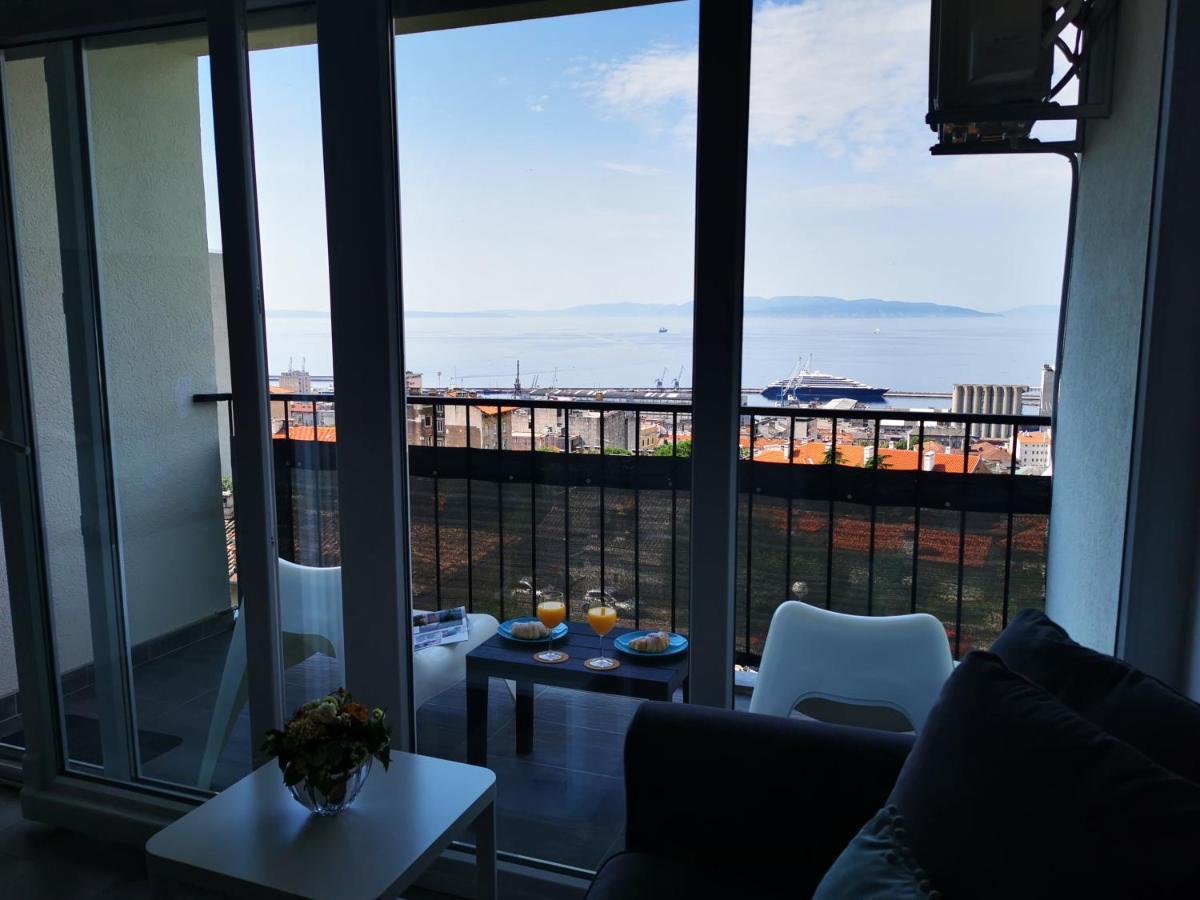 Leelee Apartment Rijeka Luaran gambar